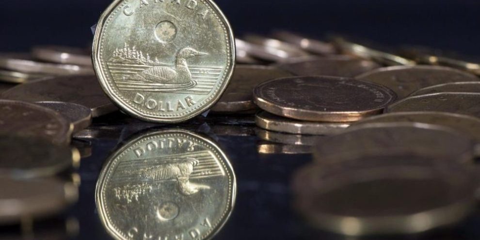 Five Canadian provinces boost their minimum wage, Alberta now lowest