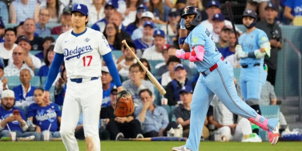 Blue Jays beat Dodgers 6-2 in Game 4 to tie World Series 2-2