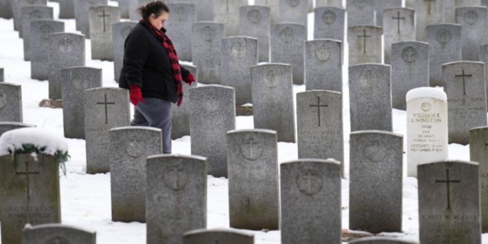 Canada's veteran population is dwindling fast. Here are the numbers.