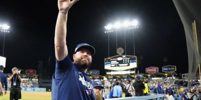 Toronto's Schneider is second in vote for AL manager of year behind Cleveland's Vogt