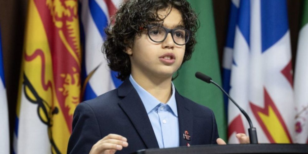 Child advocates urge government to bring back online harms legislation