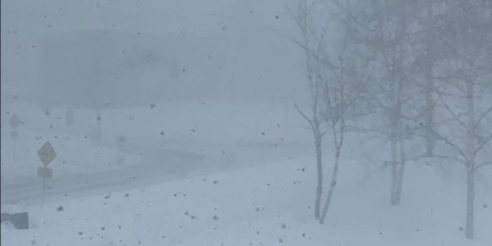 On-street parking restrictions begin tonight in Barrie due to impending snowstorm