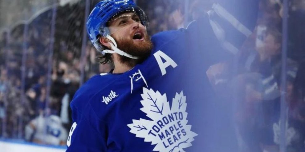 Leafs winger William Nylander makes amends for early gaffe with stunning OT winner