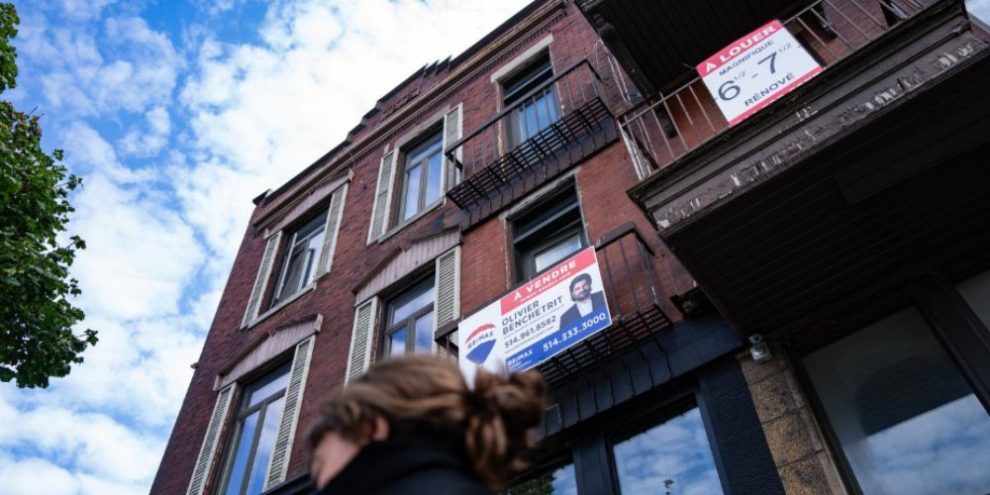 Average asking rents fall for 14th straight month to $2,074 in November: report