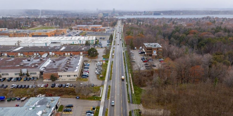 Bayview Drive in Barrie reopens to traffic