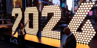 About one-third of Canadians optimistic about the new year: survey