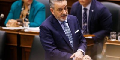 Plan for changes to role of trustees in Ontario coming early next year: minister