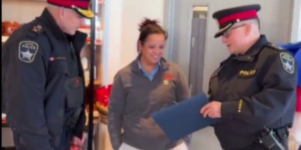 Barrie police honour woman who came to aid of child wandering alone in the snow