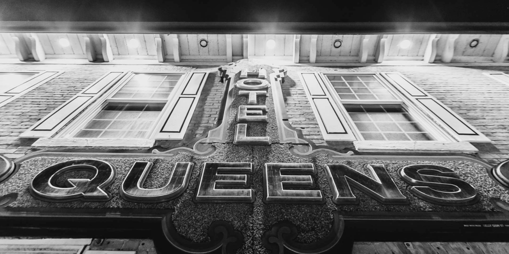 History of Queen's Hotel