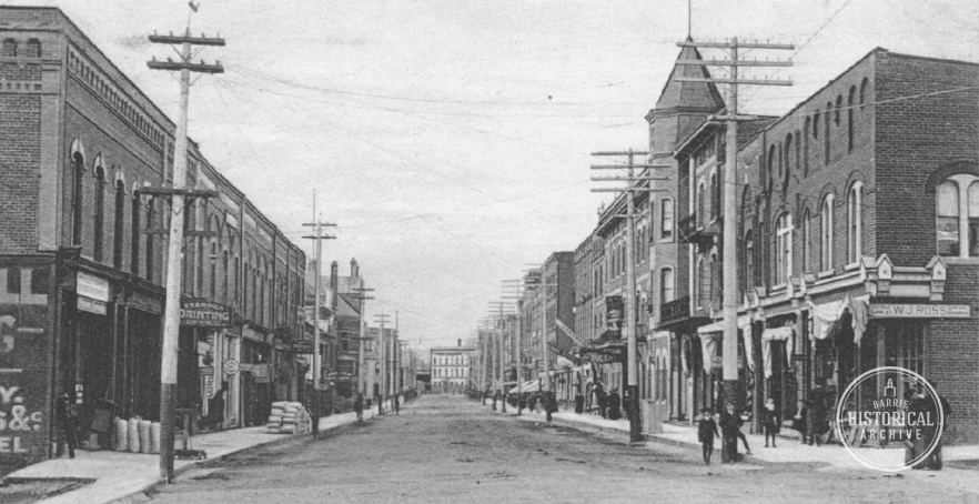 Original Queen's Hotel near Mulcaster and Dunlop 
