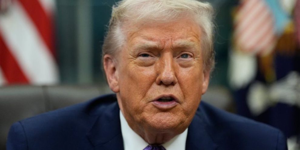 Europe warns of 'dangerous downward spiral' after Trump threatens tariffs over Greenland