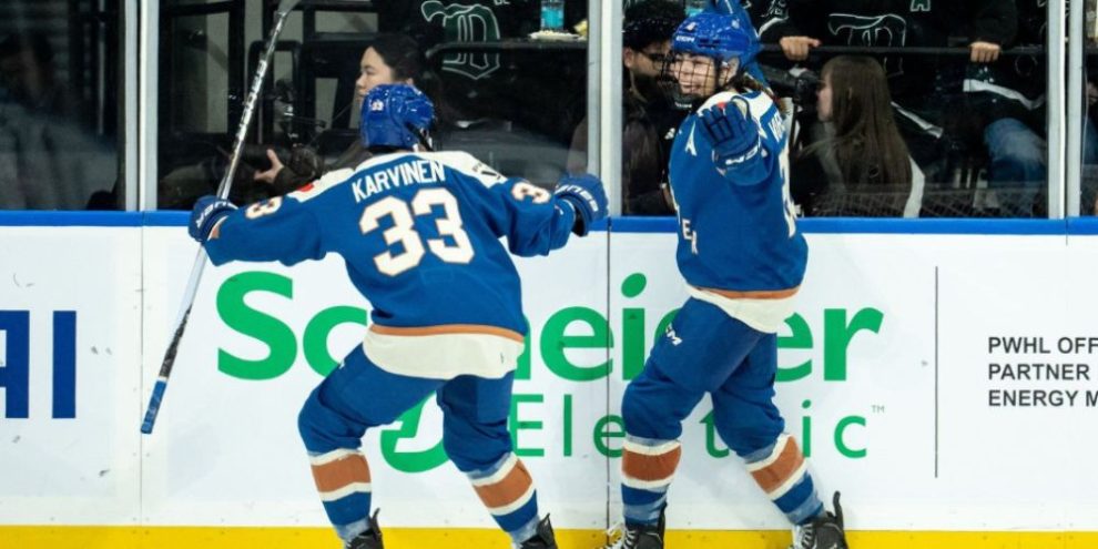 Nurse's two-goal effort leads Goldeneyes in 5-0 thumping of Sceptres