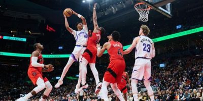 Barrett helps Raptors snap two-game skid with 107-100 win over Jazz