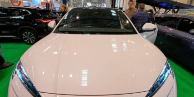 Canadians support arrival of more Chinese electric vehicles, poll suggests