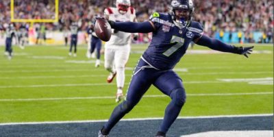 Seahawks ride their 'Dark Side' defence to a Super Bowl title, pounding the Patriots 29-13