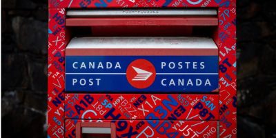 Ottawa gives Canada Post a $1.01-billion loan amid ongoing financial struggles