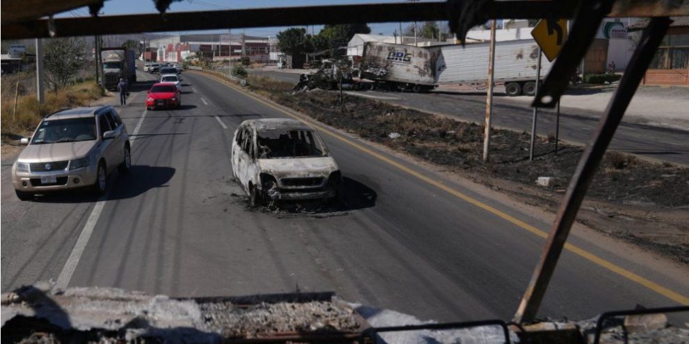 WestJet, Air Transat resuming Mexico flights after eruption of violence