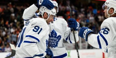 Tavares scores with 5 seconds left in OT to lift Leafs to 5-4 win over Ducks