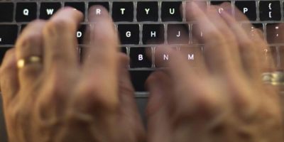 New government bill would help police, spy service probe online activities