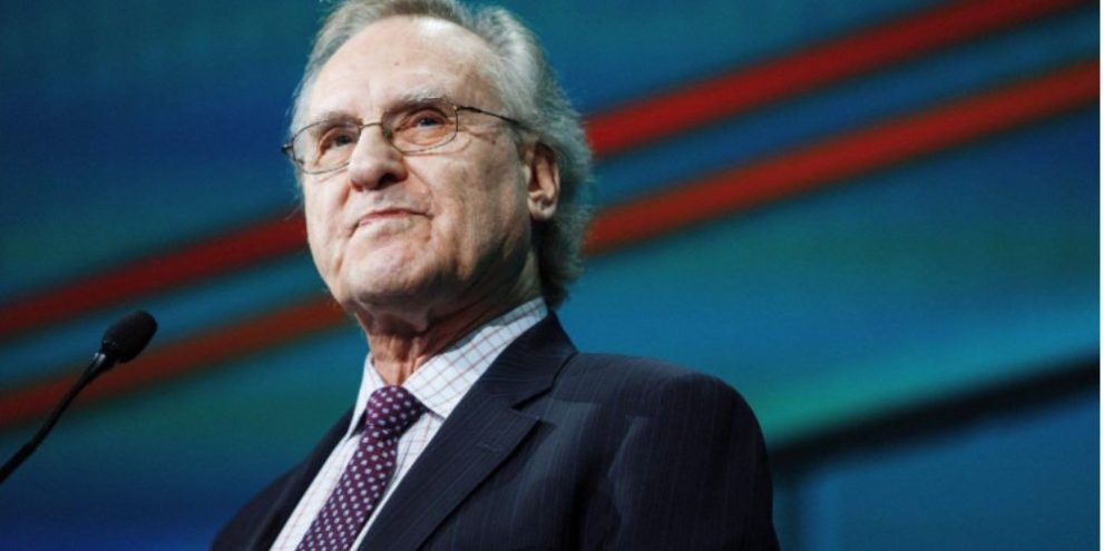 Former Ontario NDP leader Stephen Lewis speaking at the 2016 NDP federal convention in Edmonton, Alberta.