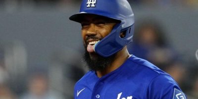 Dodgers belt five homers in 14-2 rout of Blue Jays in World Series rematch