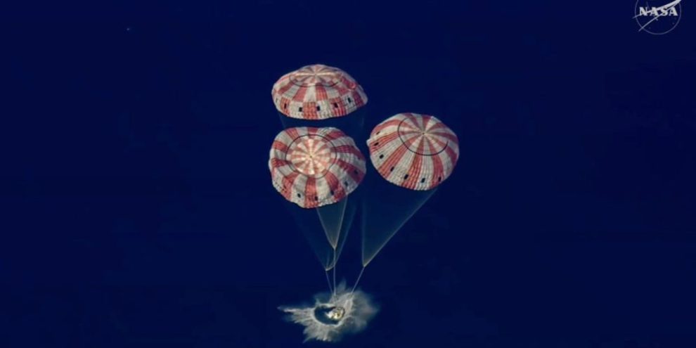 NASA Artemis II Orion capsule splashes down in the Pacific Ocean after returning from a historic crewed lunar flyby mission