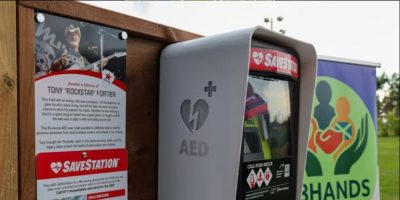 38Hands Honours Tony “Rockstar” Fortier with Lifesaving AED Donation at Innisfil Park