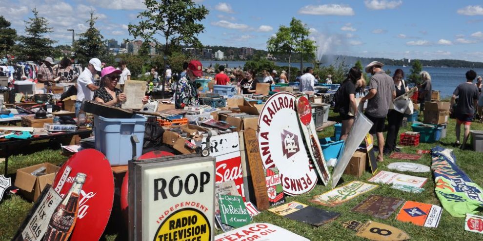 Rain, parking fees draw attention as Kempenfest wraps up another year